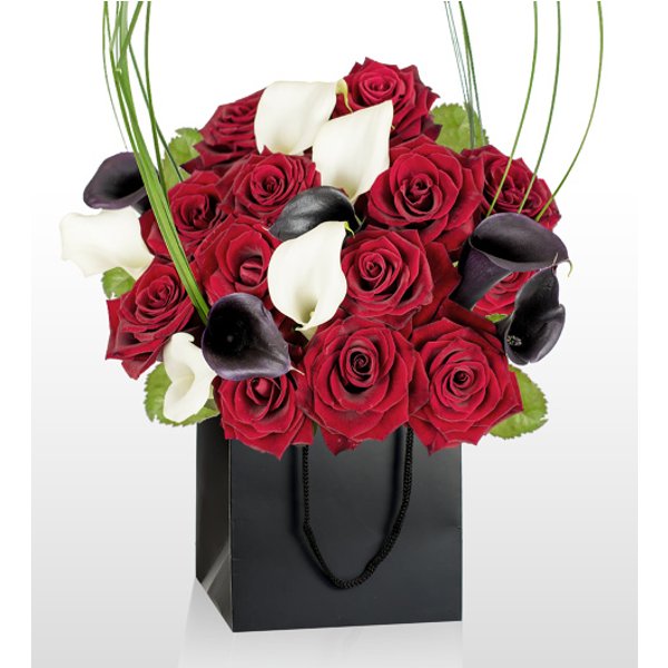 London Bouquet - National Gallery Flowers - National Gallery Bouquets - Red Roses - Anniversary Flowers - Luxury Flowers - Luxury Flower Delivery