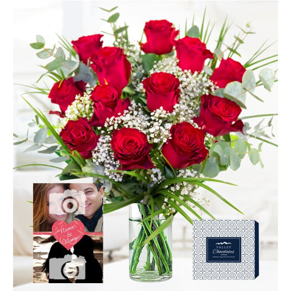Classic Red Roses – Free Chocs – 12 Red Roses with Personalised Valentine’s Day Card - Valentine’s Flowers – Valentine’s Day Flowers