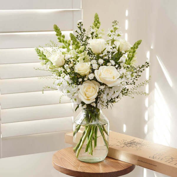 Flowers - Letterbox Flowers - Flower Delivery - Send Flowers - Roses - Stocks - White Flowers - The Millie