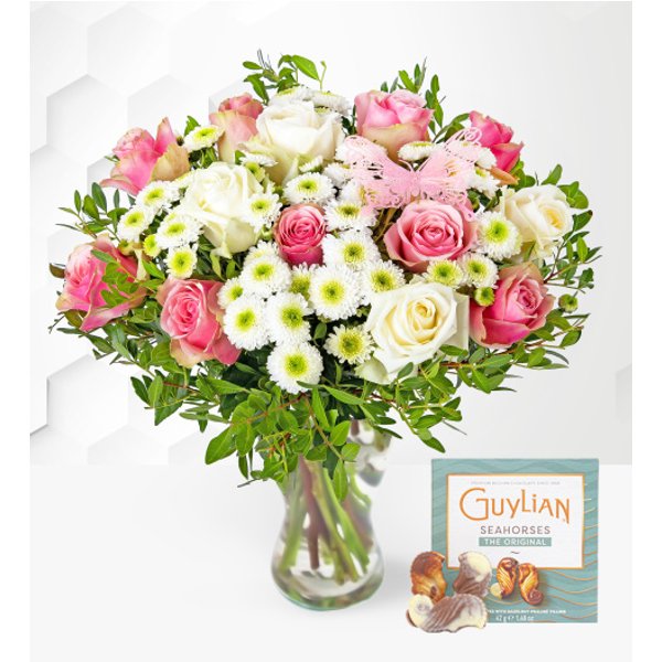 Rose Medley Mothers Day Flowers UK - Flowers For Mum - Mum Flowers - Free Chocs