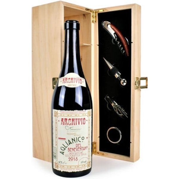 Wine & Accessories Gift Box