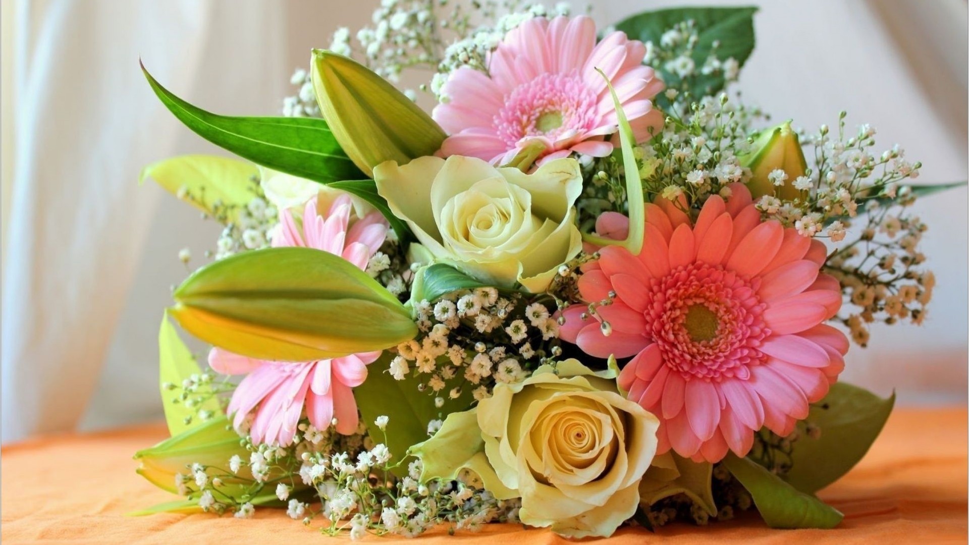 Flash Sale! Get 15% Off The Floral Fusion Bouquet – was £29.99, now £25.49 – Serenata Flowers Voucher Code