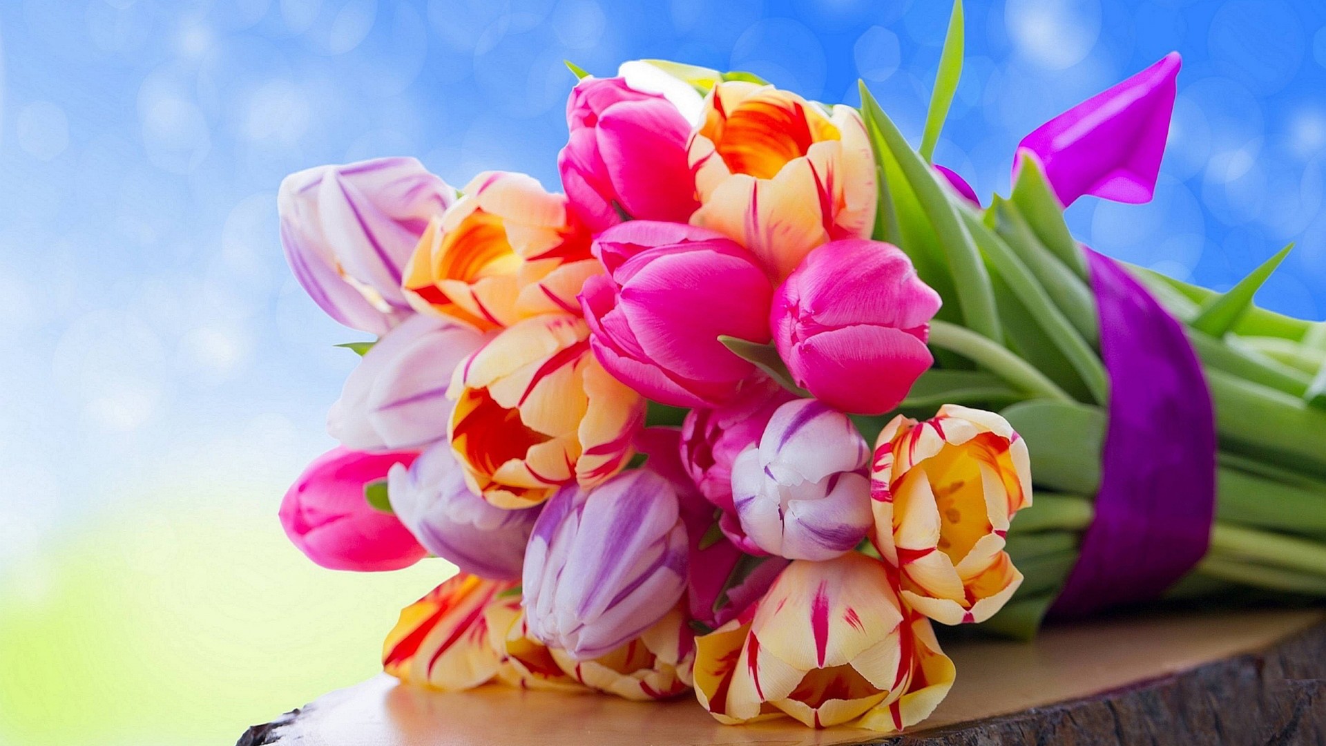 Summer Flowers Discount – Post-a-Rose Voucher Code